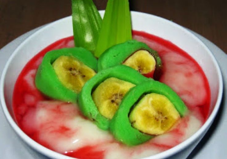 Resep Es Pisang Ijo Segar untuk Berbuka Puasa
