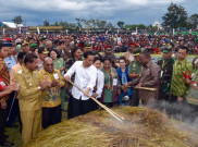 Keseruan Jokowi Rayakan Tahun Baru di Raja Ampat
