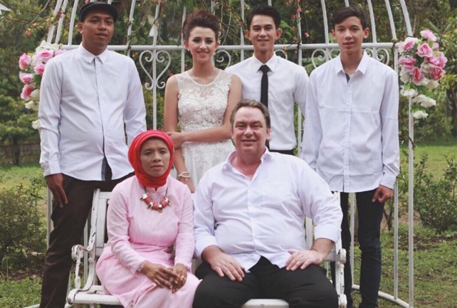 Dahlia Poland Rindu Sang Ayah