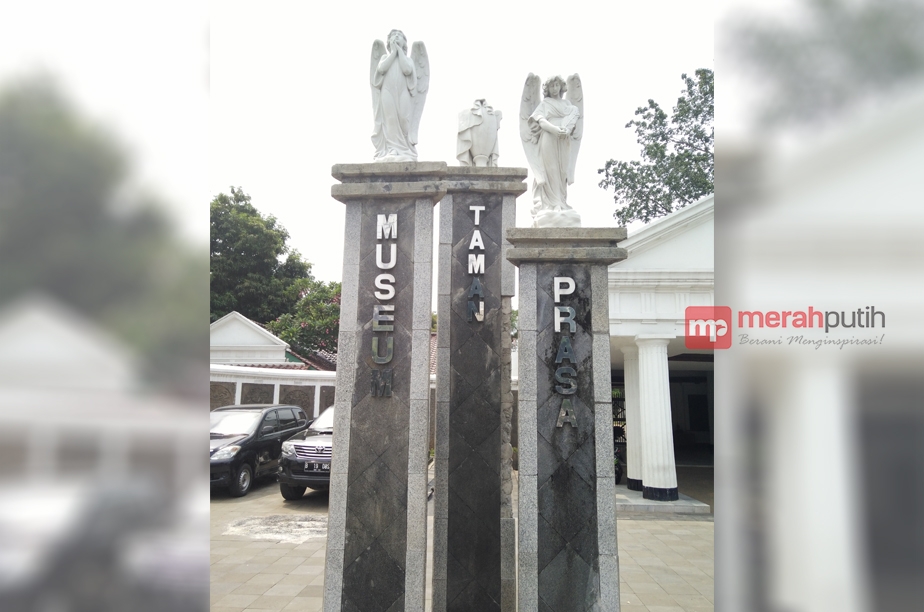 Kisah Makam Soe Hok Gie di Pemakaman Orang Belanda