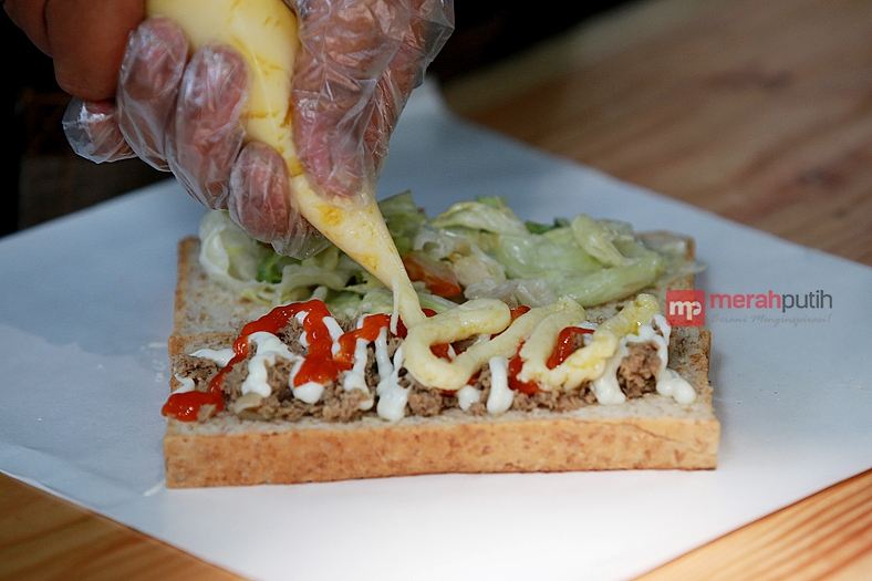 Sandwich Attack, Kuliner Gaul di Alun - Alun Kota Tangerang