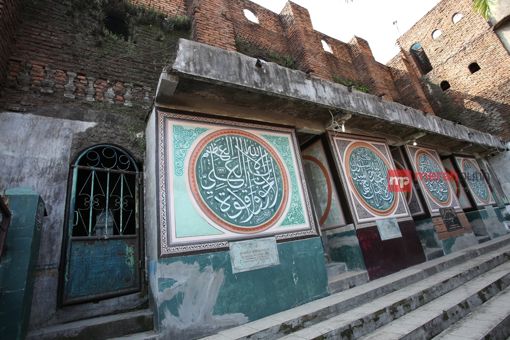 Keindahan Masjid Pintu Seribu Banten