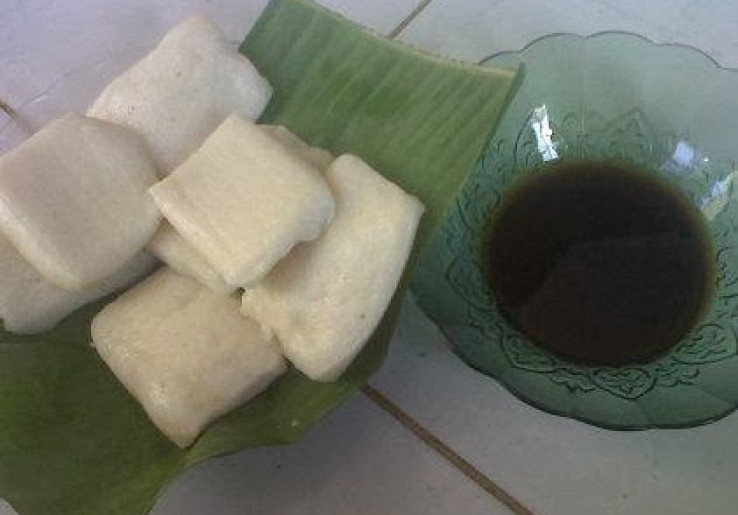Berburu Nikmatnya Apem Putih, Kue Tradisional Khas Banten