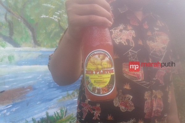 Raup Untung dengan Berjualan Bir Pletok