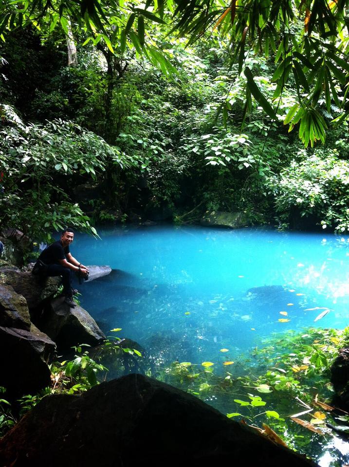 Situs biru. абубакар хататаев. тенорио вулкан. озеро сулавеси. Situs biru.