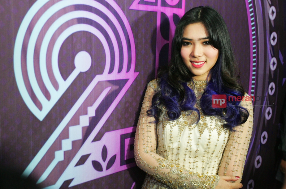 Posting Foto dari Google Isyana Sarasvati Minta Maaf