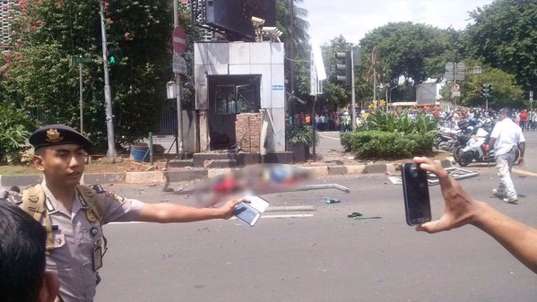 Sisir Lokasi Ledakan, Polisi Temukan Lima Bom Berdaya Ledak Tinggi 