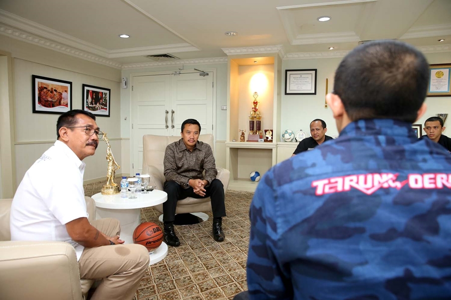Imam Nahrawi Dorong Pihak Berwajib Tumpas Pelaku Terorisme