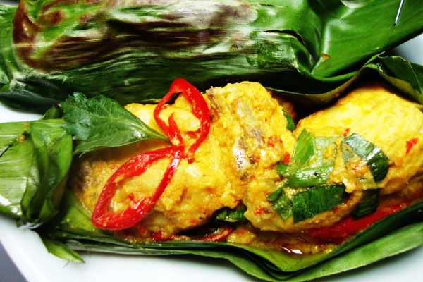 Pepes Ayam Kemangi, Kuliner Sunda yang Bikin Ketagihan