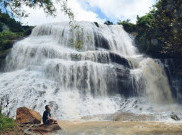 Curug Cirajeg, Keindahan Air Terjun di Tengah Sawah