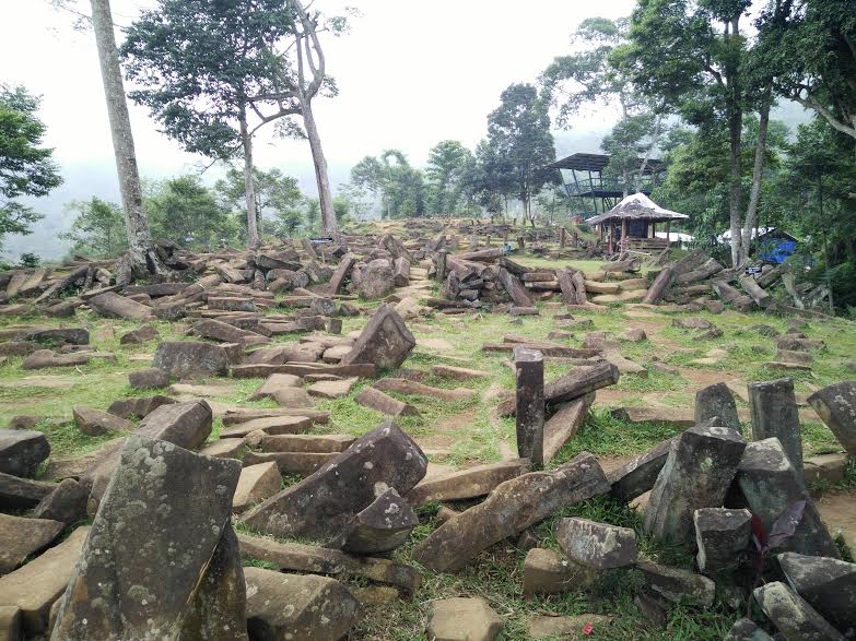 Menyingkap Misteri Situs Megalitikum Gunung Padang