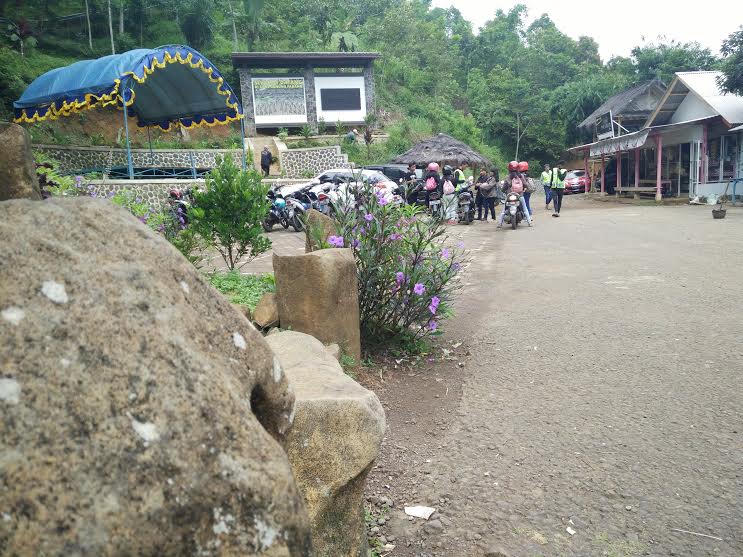 Situs Gunung Padang, Turut Tingkatkan Pendapatan Warga