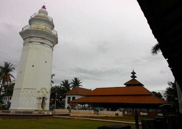 Yuk Wisata Religi ke Masjid Agung Banten