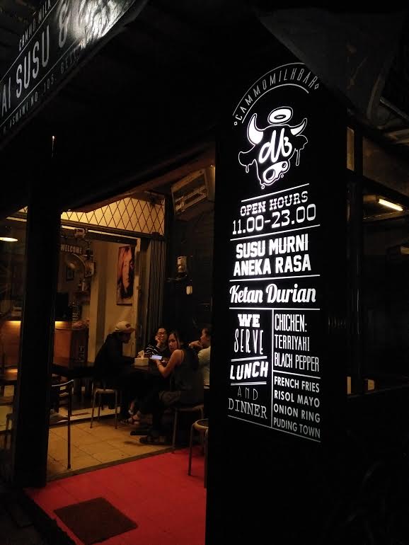 Jajanan Murah, Tempat Nyaman di Depok
