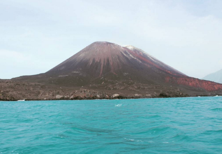 Menyusuri Keindahan Anak Gunung Krakatau