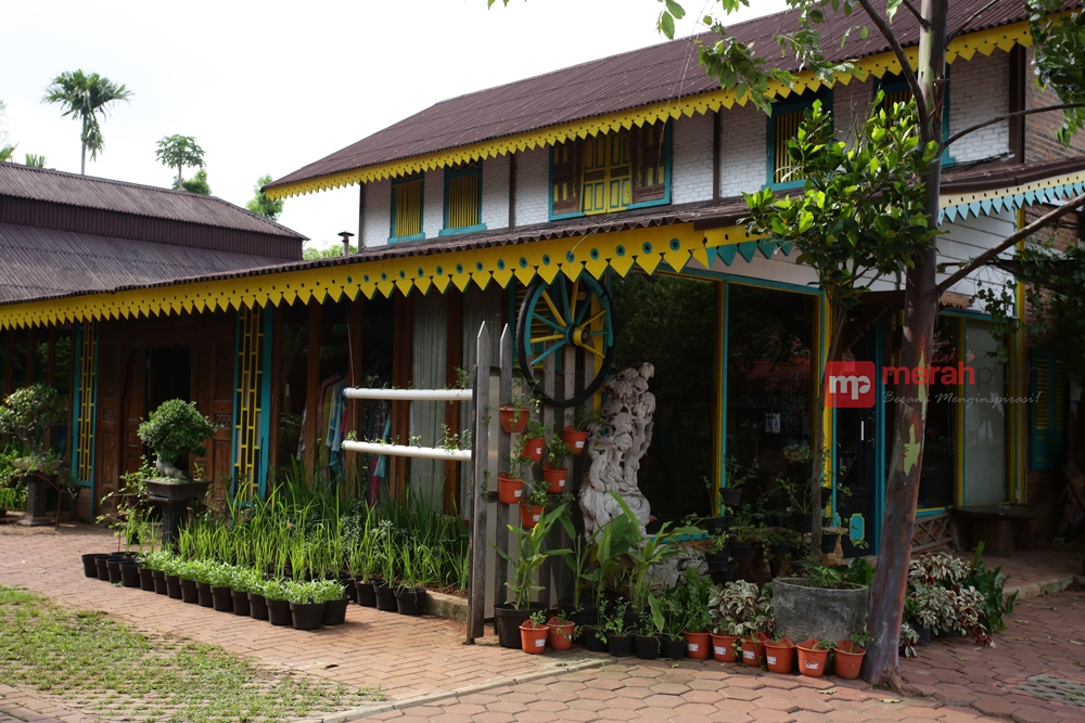 Wow, Ada Pusat Oleh-Oleh Khas Kota Tangsel