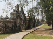 Makna Lima Pintu Gerbang di Keraton Kaibon  