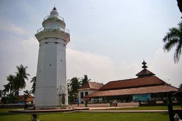 Ribuan Peziarah Padati Banten Lama