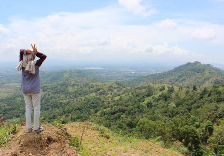 Pesona Gunung Batu Lawang Banten Bikin Takjub Mata Memandang