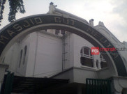 Masjid Cut Meutia : Dahulu Kantor Real Estate Kolonial Belanda