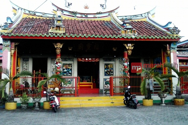 Dewa Bumi Hok Ting Cin Sien, 