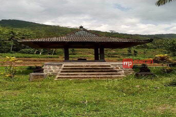 Ki Ageng Buwana Keling, Tokoh Legendaris Pacitan dengan Tiga Makam