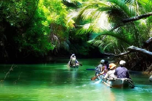 Sungai Cigenter Amazonnya Banten di Ujung Kulon