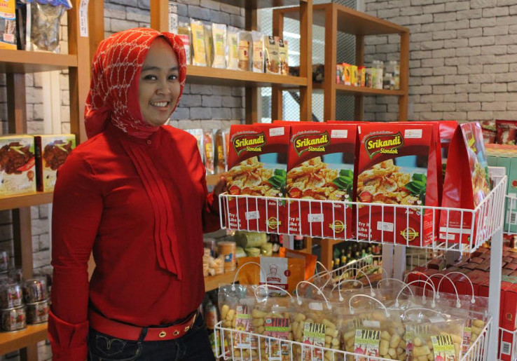 Sensasi Gurih Keripik Selondok Rasa Daun Jeruk