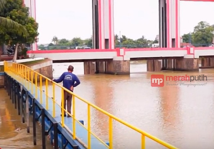Seram, Kisah Nyata di Bendungan Pintu Air 10 Tangerang