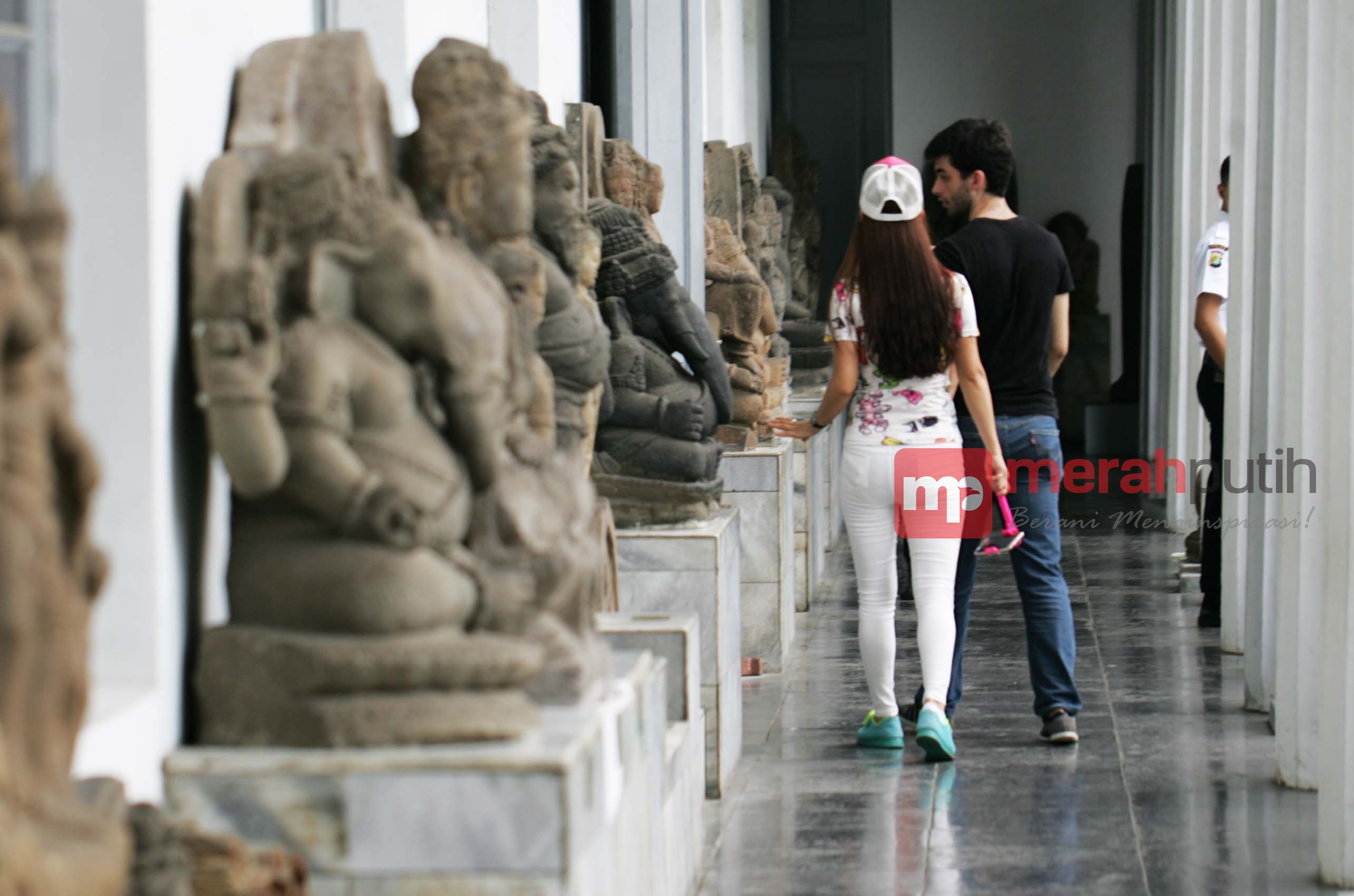 Menembus Lorong Waktu di Museum Nasional 