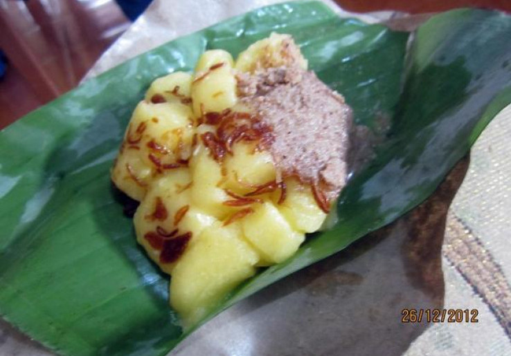 Balok Menes Makanan Olahan Singkong Khas Pandeglang