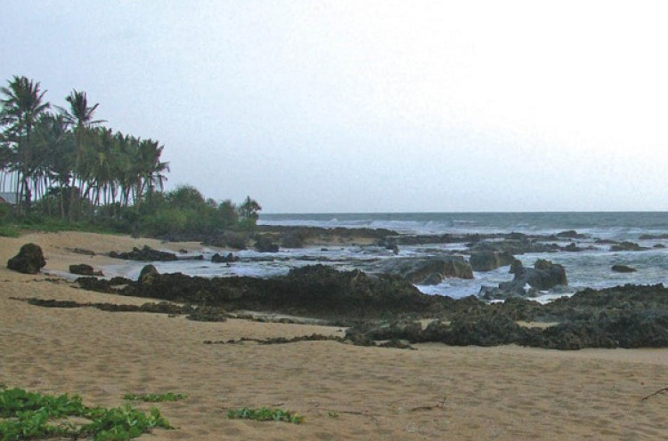 Pantai Suka Hujan Objek Wisata Sunyi di Selatan Banten
