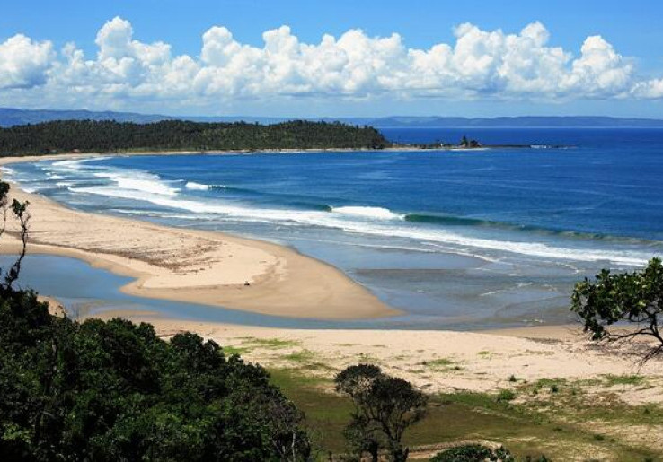 Yuk Liburan Seru dan Murah ke Pantai Bagedur Banten