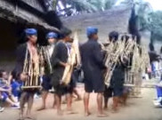 Angklung Buhun Pusaka Identitas Masyarakat Baduy