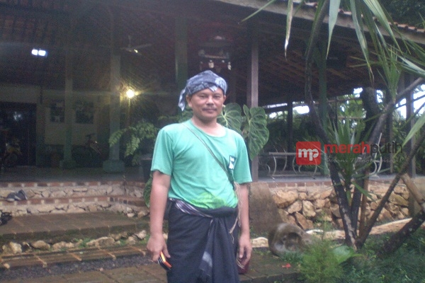 Heri Gonku Hijaukan Lingkungan Tanpa Pamrih