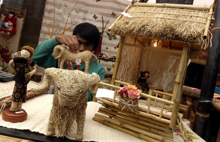 Menkop UKM Puspayoga: Jangan Takut, MEA Bukan Perdagangan Bebas
