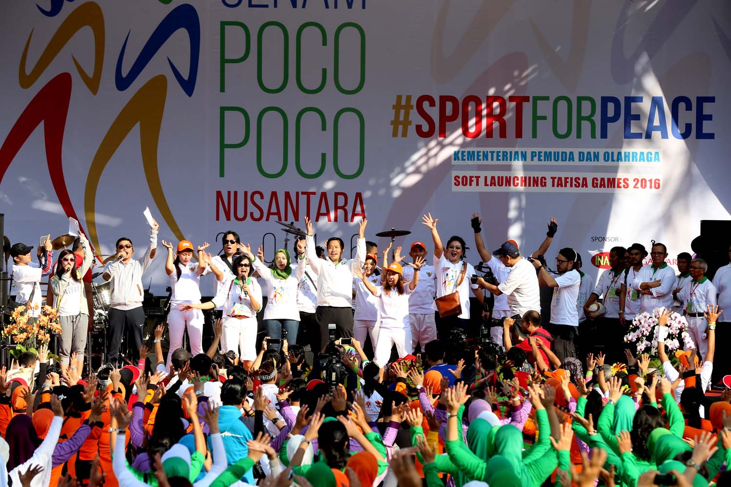 Menpora Harap Senam Poco-Poco Diwajibkan