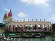 Yuk, Liburan Romantis Ala-Ala Venesia di Little Venice Kota Bunga