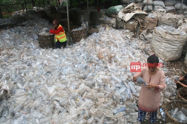 Aqua Grup Berkomitmen Indonesia Bebas Sampah 2020