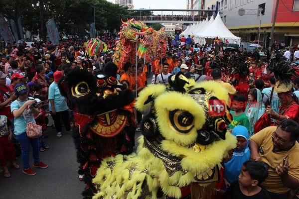 Kemeriahan Karnaval Cap Go Meh 2016 di Glodok