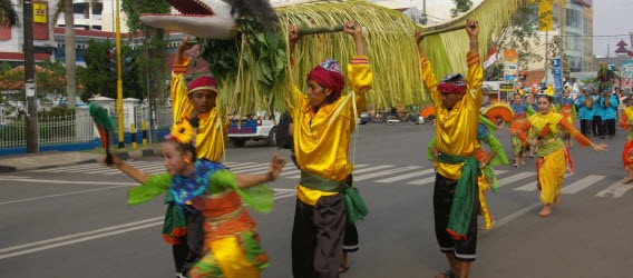 Kesenian Buaya Putih Seserahan Ala Banten