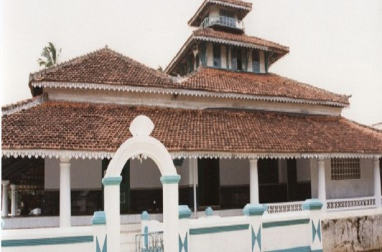 Masjid Carita Banten Peninggalan Pasca Letusan Gunung Krakatau 1883