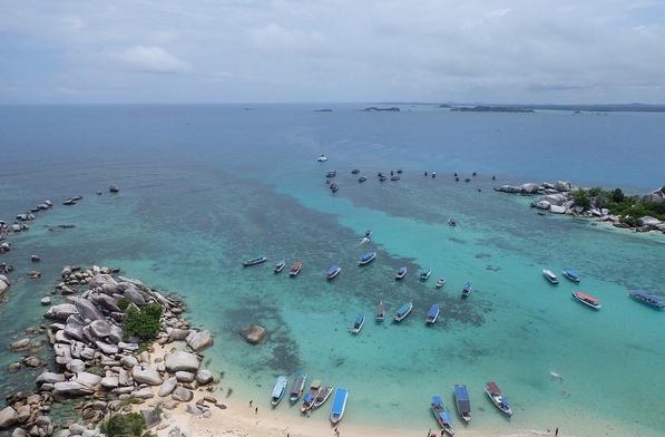 Nikmati Liburan Seru di Pulau Lengkuas Belitung