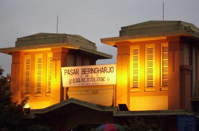 Pasar Beringharjo, Sejarah Pilar Catur Tunggal Kerajaan