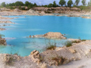 Danau Kaolin, Pesona Kawah Putihnya Belitung