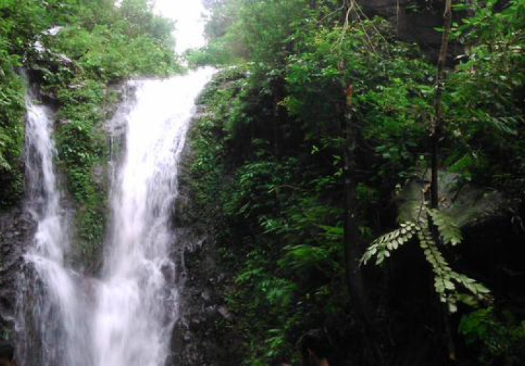 Curug Putri Wisata Alam Primadona Pandeglang