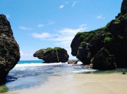 Pantai Siung, Pesona Keindahan Wisata Ekstrem di Yogyakarta