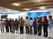 Kang Emil Perkenalkan Produk UKM Asal Bandung