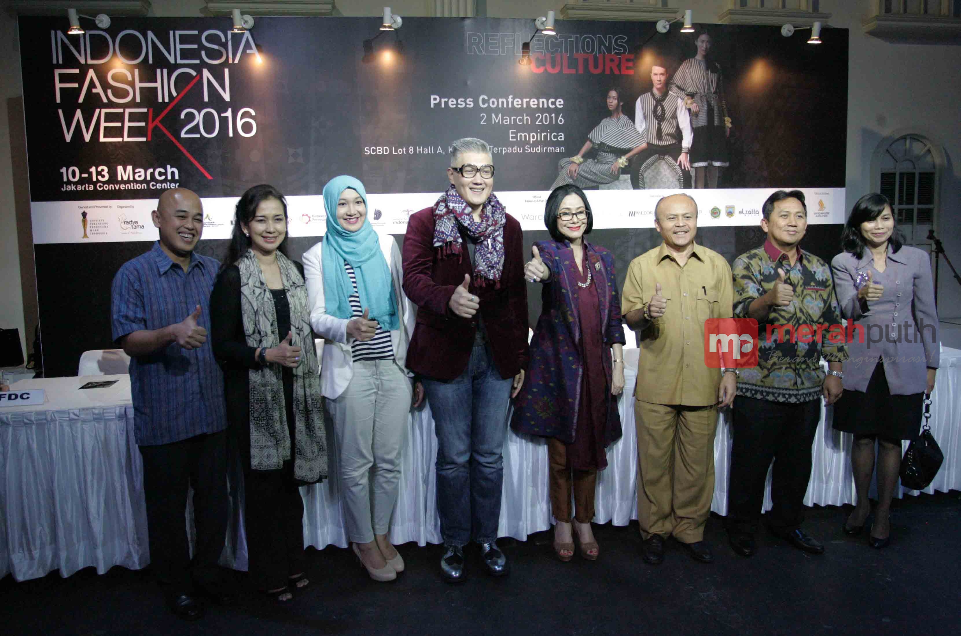 Konferensi Pers Indonesia Fashion Week 2016