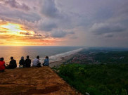 Nikmati Keindahan Puncak Paralayang Parangtritis